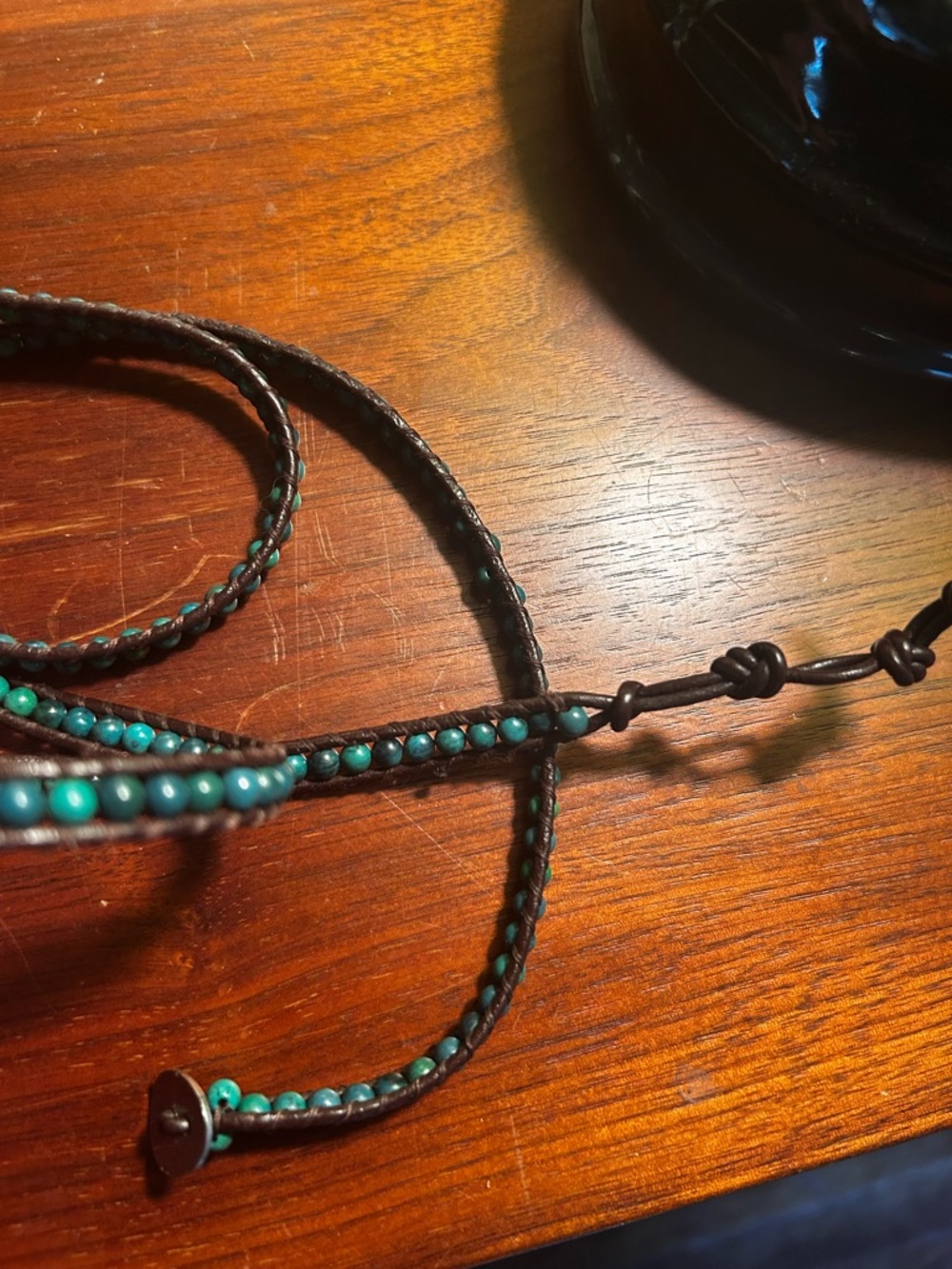 Green beaded wrap bracelet with leather. No visible mark but Chan Luu style. - Picture 3 of 6